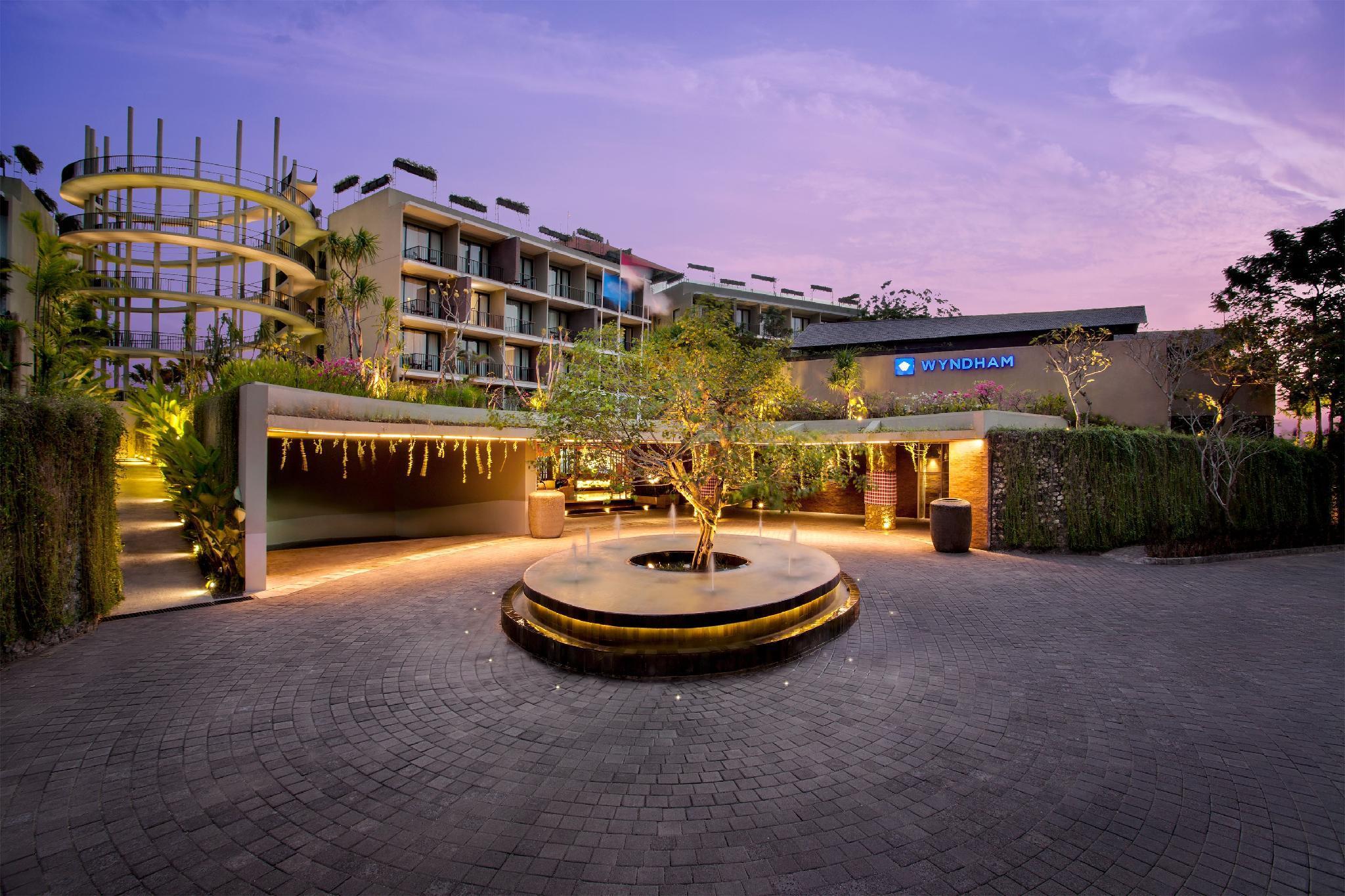 Wyndham Dreamland Resort Bali Uluwatu  Exterior photo