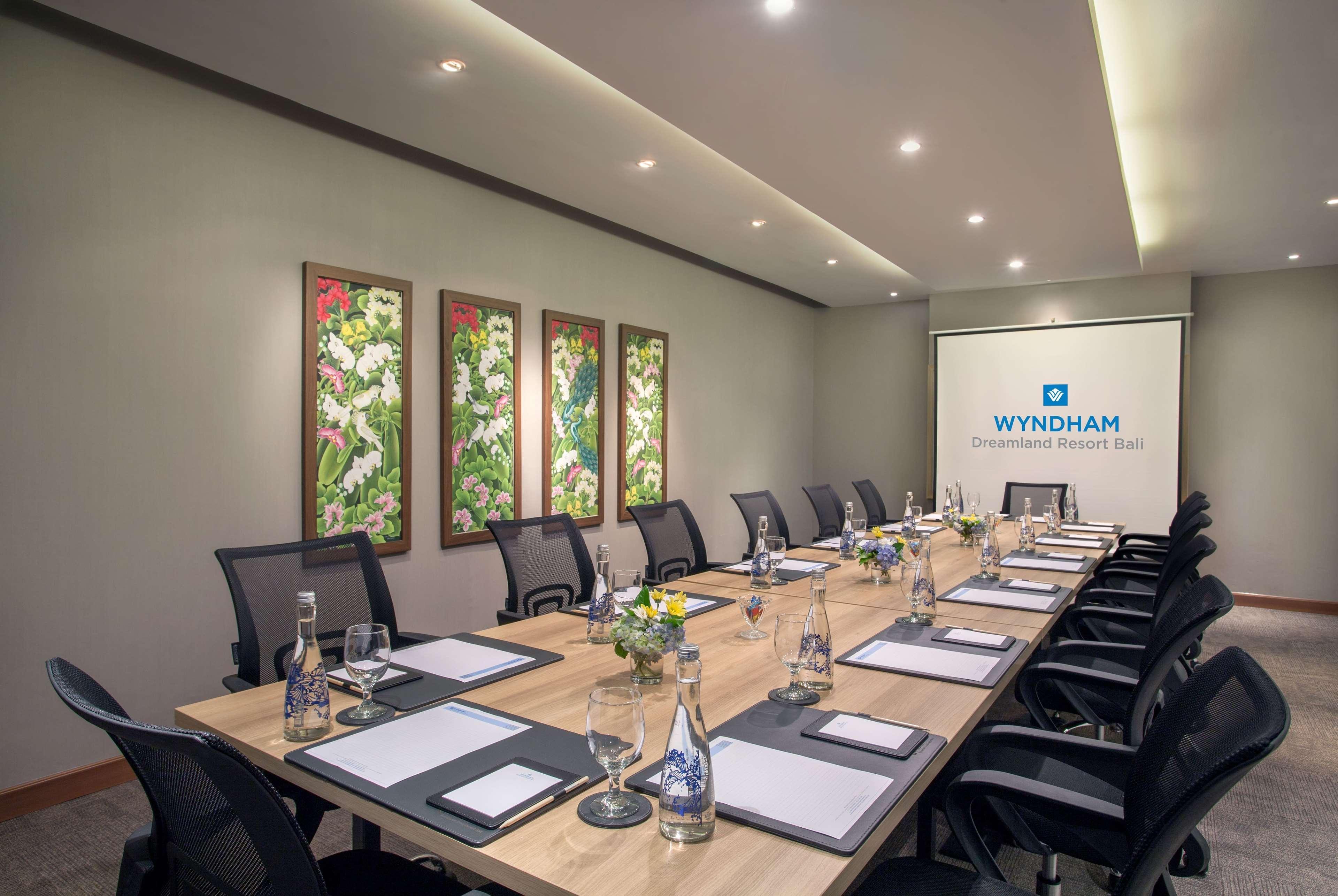Wyndham Dreamland Resort Bali Uluwatu  Exterior photo